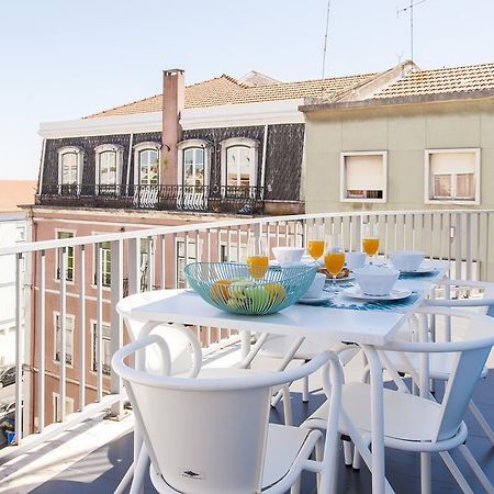 ALTIDO Joyful 2BR Apt with terrace nearby São Bento Palace Lisboa Exterior foto